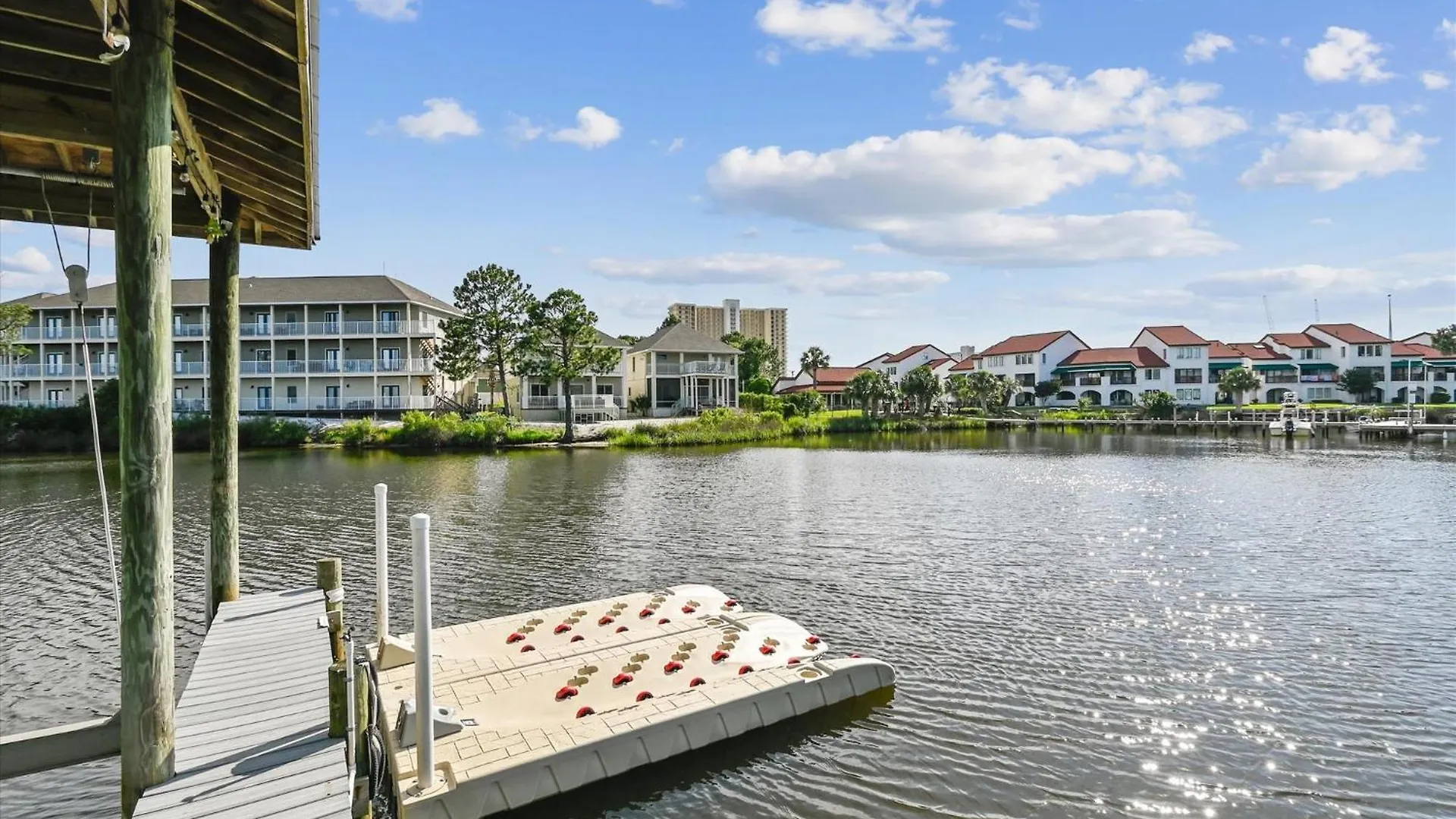 8753 N, Lagoon Dr, - Waterside Oaks On Grand Lagoon Home パナマシティービーチ 別荘